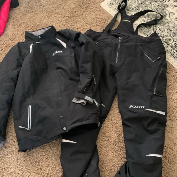 Women’s Klim Bibs and Jacket - Picture 2 of 3